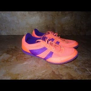 OLD NAVY ACTIVE TENNIS SHOES